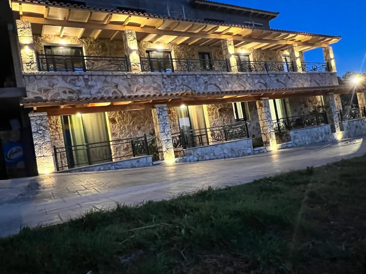 Stonevilla Buta Himarë Hotel