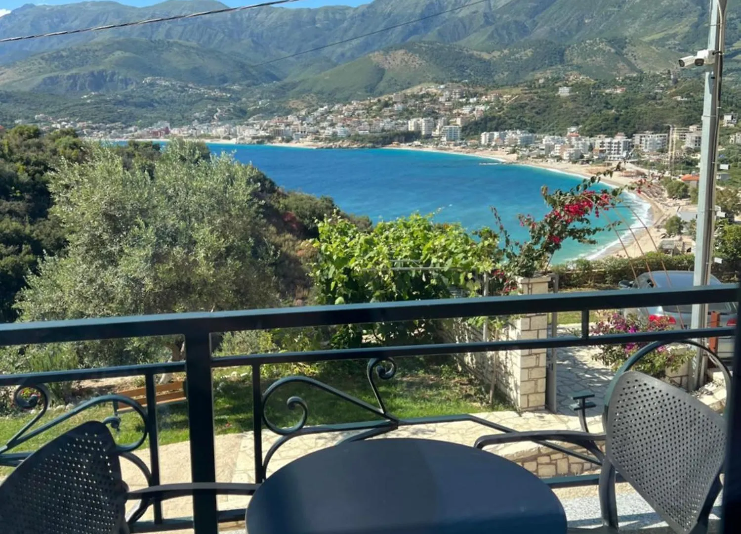 Stonevilla Buta Himare
