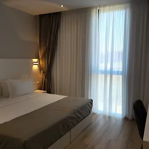 Hotel Metro Terminal Tirana